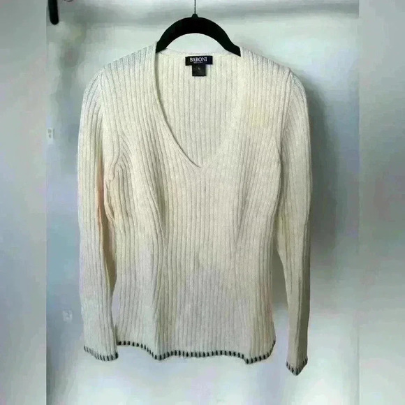 Baroni 100% Wool Sweater. Size M - Picture 1 of 3